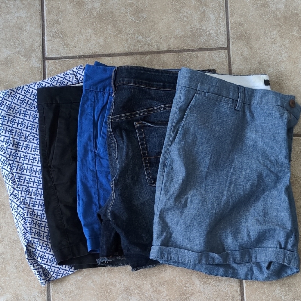Stylish‎ Women's Shorts Collection